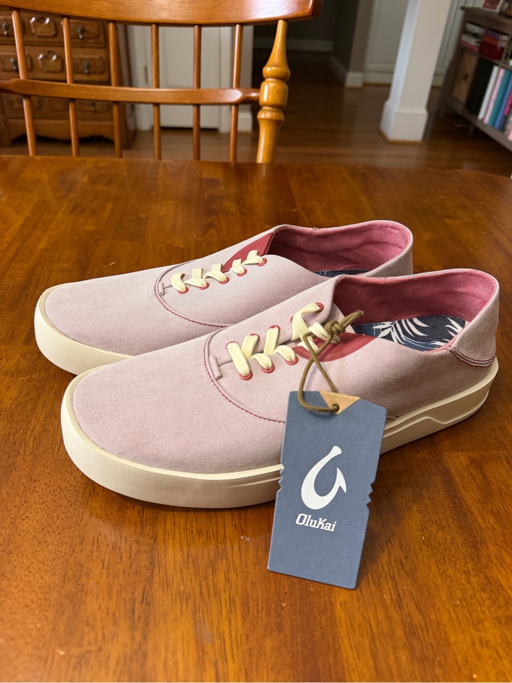 Brand New OluKai Hawaii Men's Tradewind Medium Shoes Size 13 MsRP $110